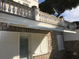 Tenda a bracci Gibus per abitazione privata - Capri